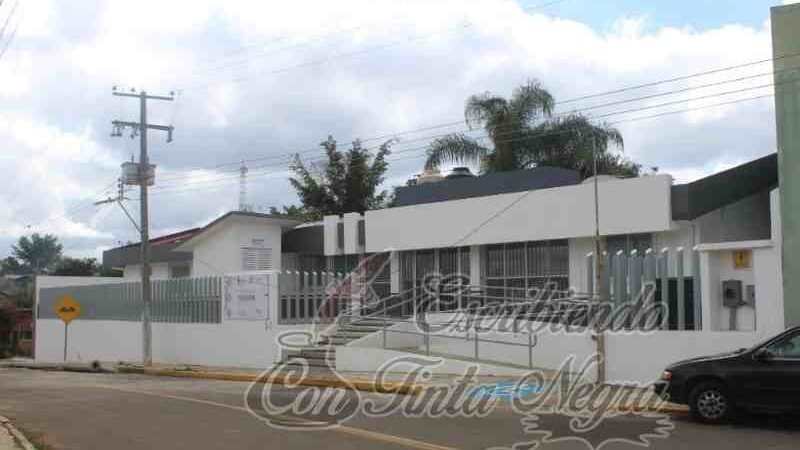 PIDEN A CFE CONECTAR CENTRO DE SALUBRIDAD