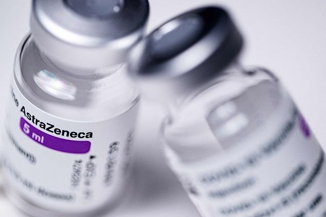 IRLANDA TAMBIÉN SUSPENDE USO DE VACUNA DE ASTRAZENECA