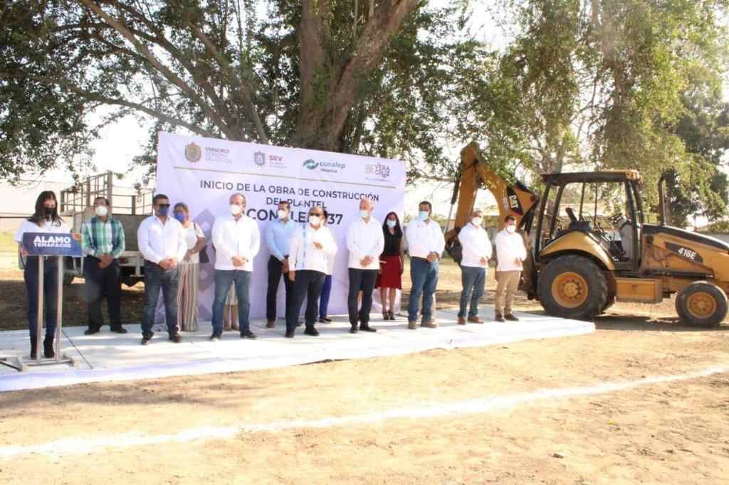 INICIA CONSTRUCCIÓN DE CONALEP