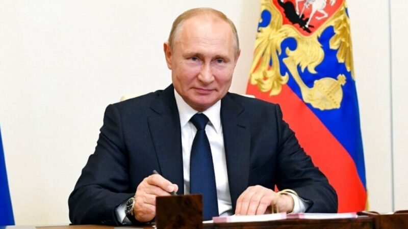 RUSIA APRUEBA LEY QUE PERMITIRÁ A VLADIMIR PUTIN SEGUIR EN EL PODER HASTA EL 2036