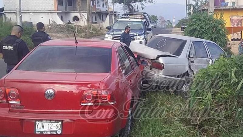 JETTA CONTRA TSURU EN EL CAPULÍN
