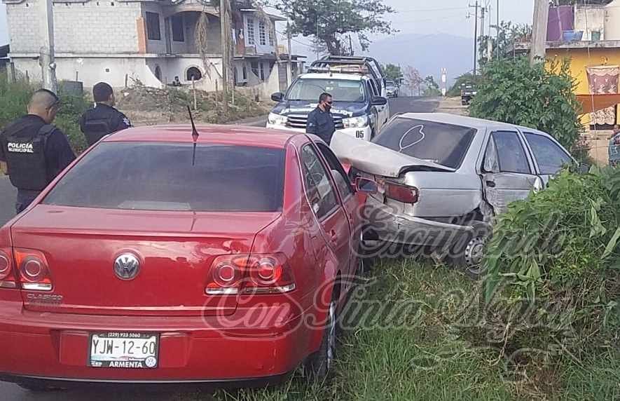 JETTA CONTRA TSURU EN EL CAPULÍN