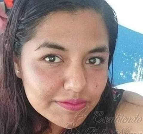 DESAPARECE MUJER POLICÍA