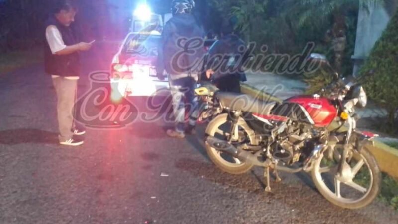 IMPACTA MOTOCICLETA CONTRA TAXI DE COSCO