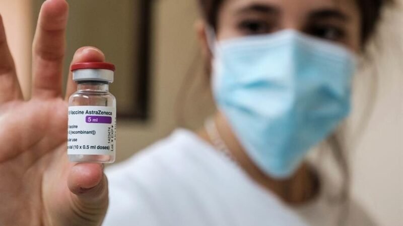 ALEMANIA RESTRINGE USO DE VACUNA DE ASTRAZENECA A MENORES DE 60 AÑOS