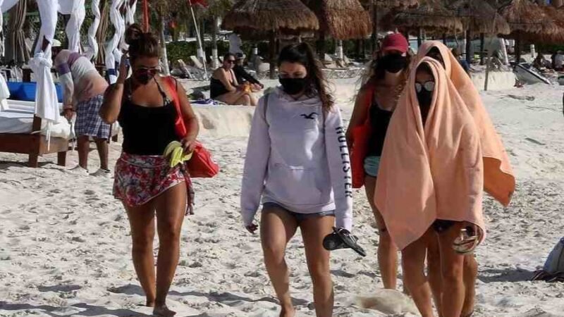 ALERTAN POR NUEVA OLA DE COVID-19 EN MÉXICO DURANTE SEMANA SANTA