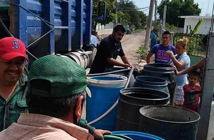 LE NIEGA CONAGUA EL VITAL LÍQUIDO A COMUNIDADES