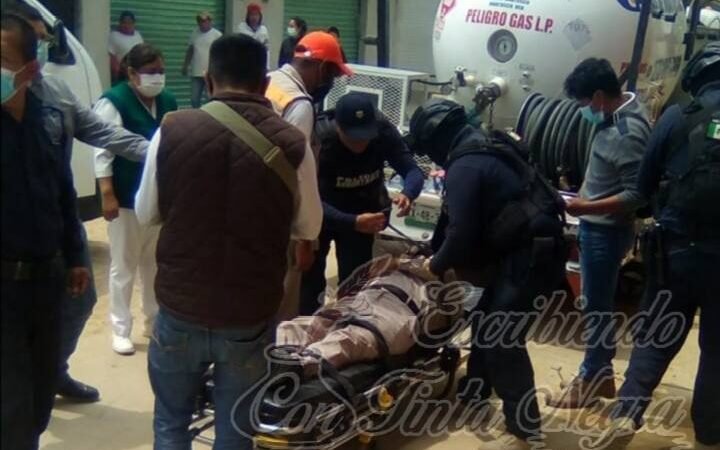 EMPLEADO DE GAS DE HUATUSCO SUFRE CAIDA
