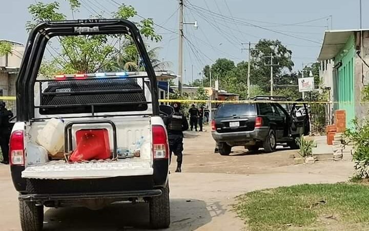 LO EJECUTAN EN SU CAMIONETA