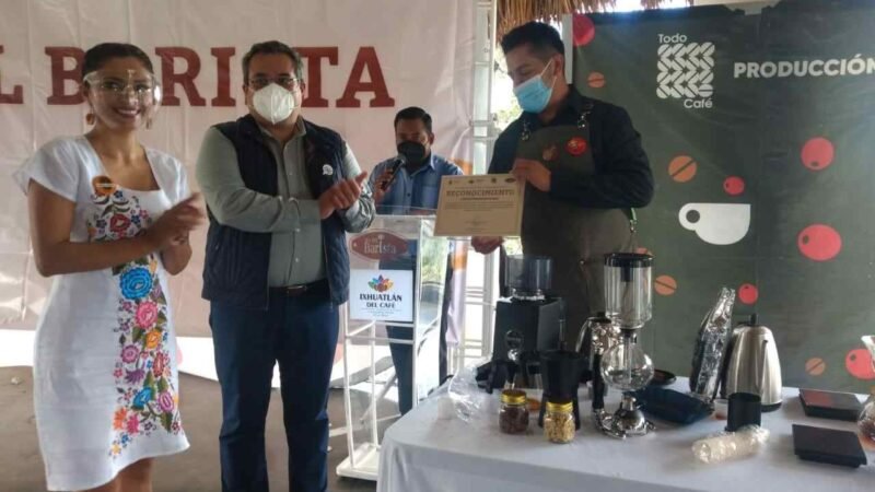 CELEBRAN DÍA DEL BARISTA EN IXHUATLÁN