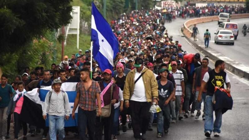 CARAVANA MIGRANTE DE HONDURAS DESISTE INTENCIÓN DE IR A EEUU