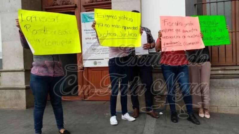 LLUEVEN DENUNCIAS CONTRA FUERZA CIVIL