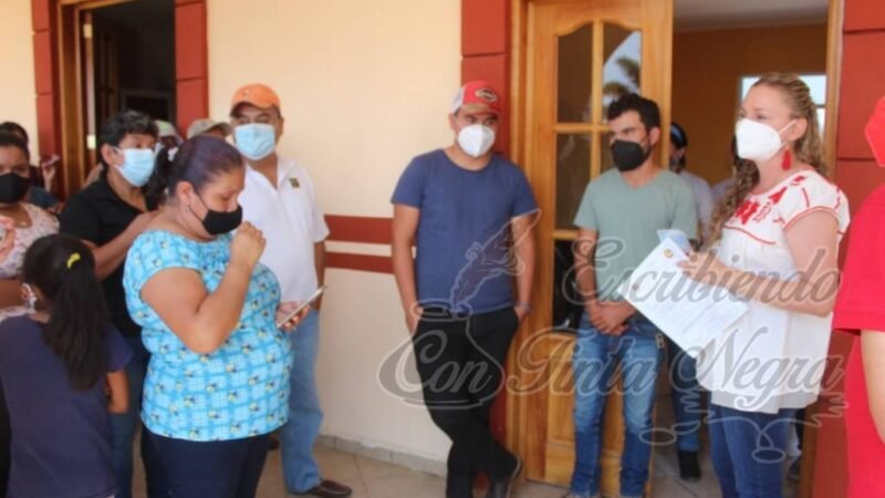 FINIQUITAN PAGO DE PARCELA PARA SECUNDARIA TÉCNICA 125 DE COMAPA