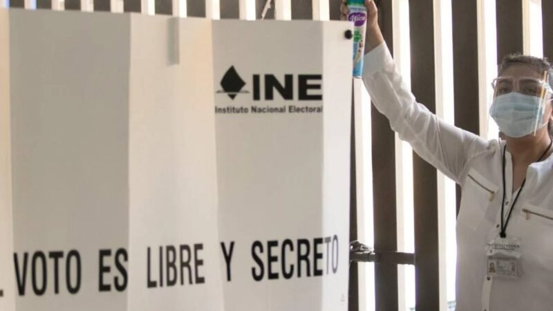AMLO DESCARTA DESAPARICIÓN DEL INE