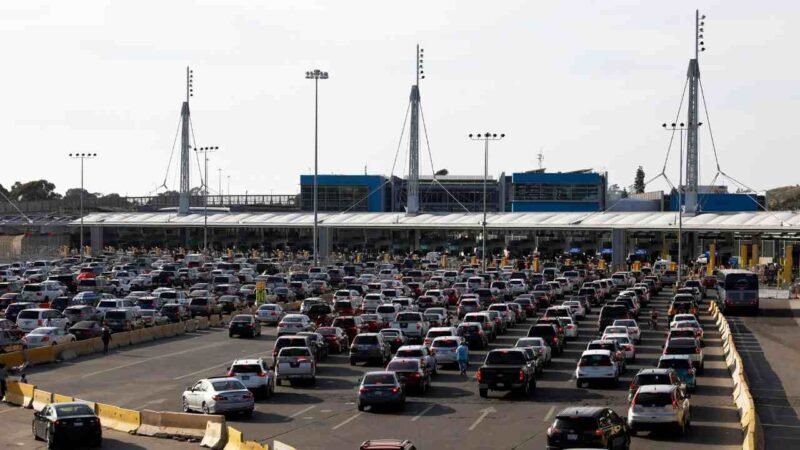 EU EXTIENDE RESTRICCIONES EN FRONTERAS CON MÉXICO Y CANADÁ