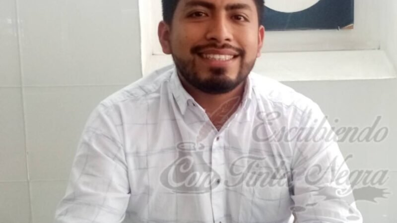 APLICA MORENA ENCUESTA EN HUATUSCO