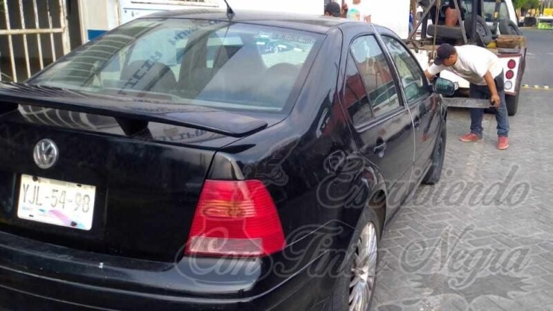 POLICÍA ASEGURA AUTO ROBADO