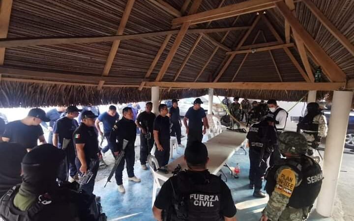 SSP TOMA CONTROL DE SEGURIDAD EN PLAYA VICENTE