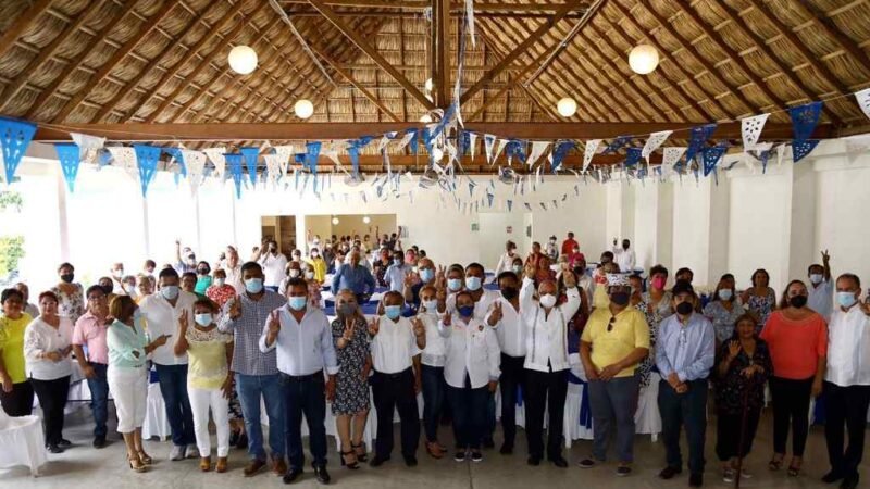 GOBIERNO AGRAVIA A LOS MAESTROS