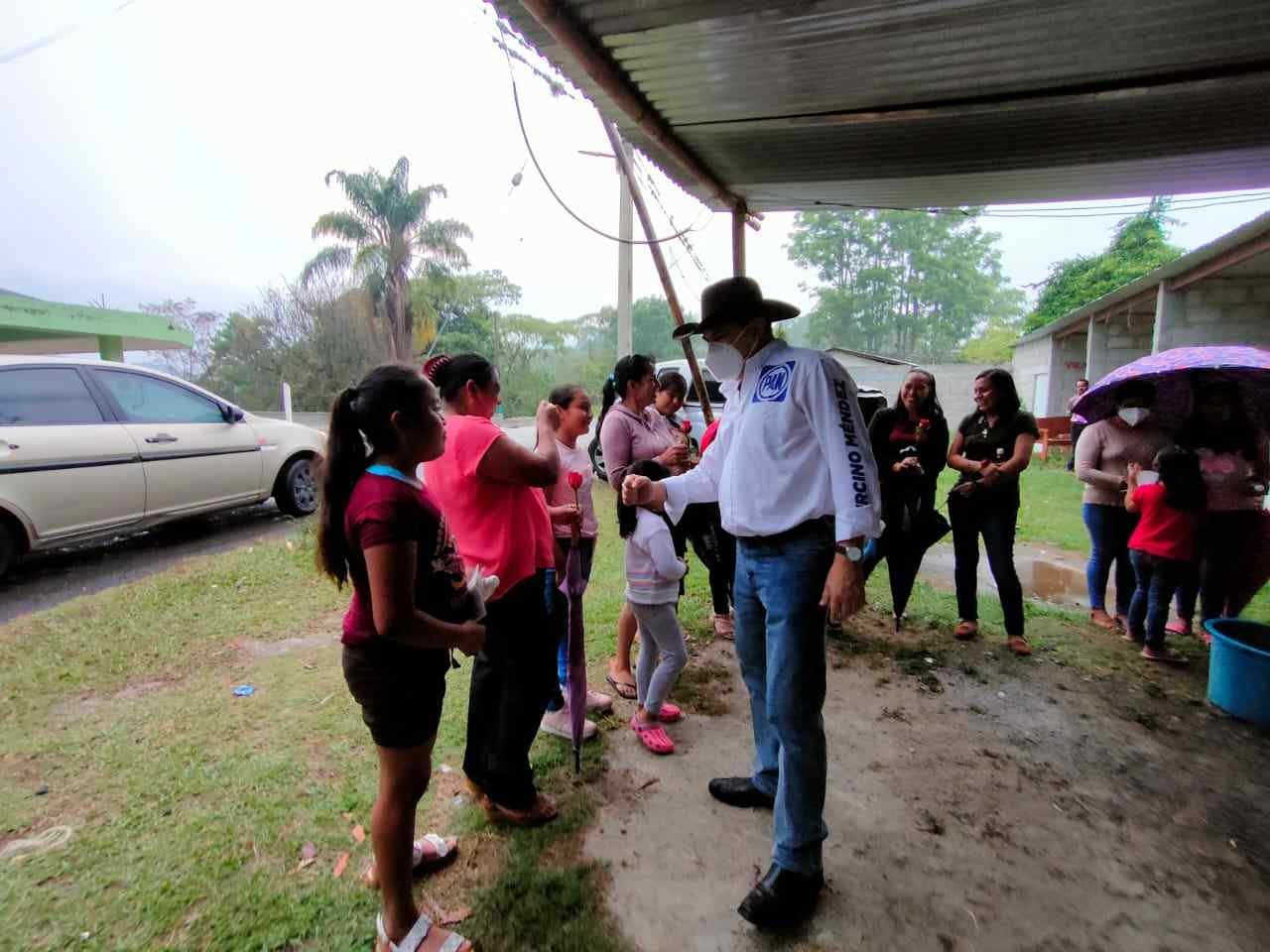 PROPONE URCINO MÉNDEZ REFUGIO PARA MUJERES