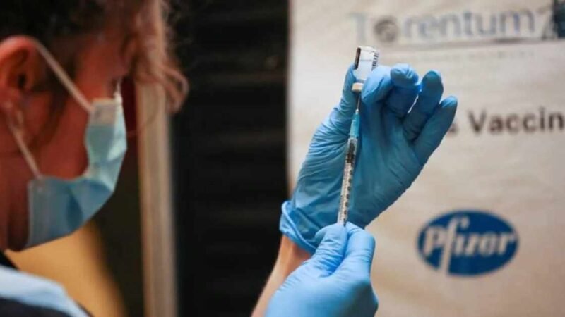 PFIZER ASEGURA QUE SU VACUNA COVID-19 ES MÁS EFICAZ EN ADOLESCENTES DE 12 A 15 AÑOS