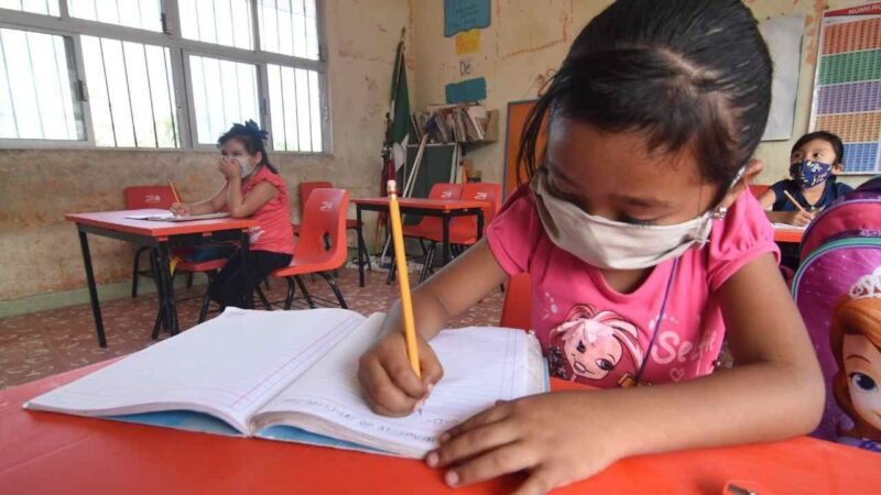 REGRESO A CLASES PRESENCIALES SERÁ ESCALONADO: SSA