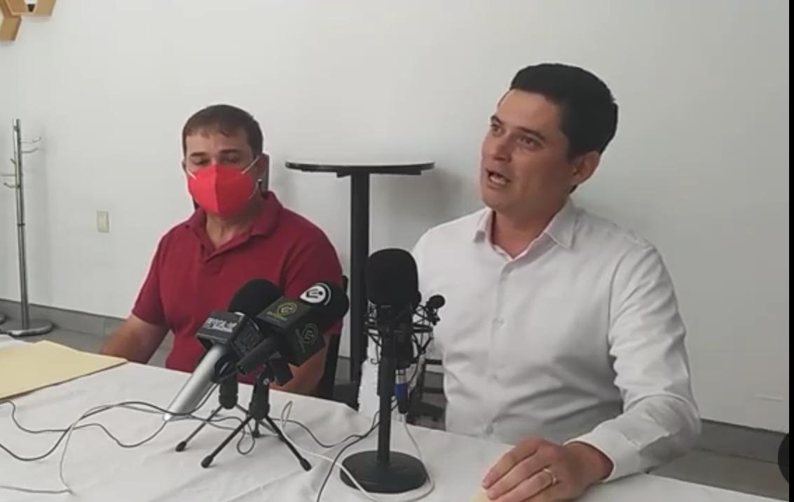 DENUNCIA LEÓN CANTÓN ACTOS DE VIOLENCIA EN COMAPA