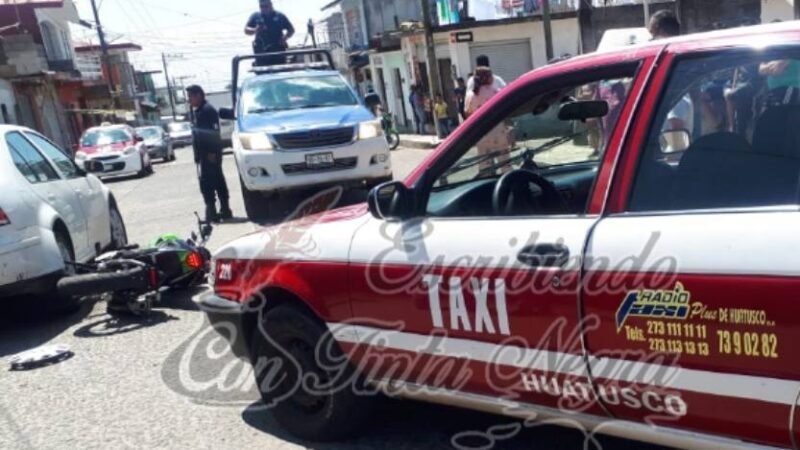 CHOCA TAXI CONTRA MOTOCICLISTA