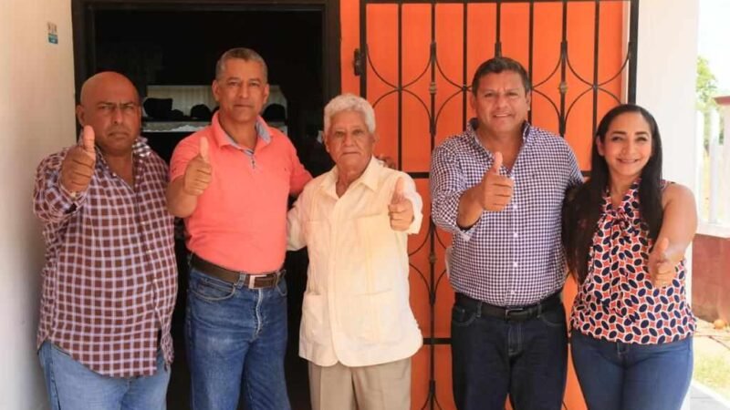 MORENA CONSTRUYE UN ATAUD; SANTIAGO MORALES