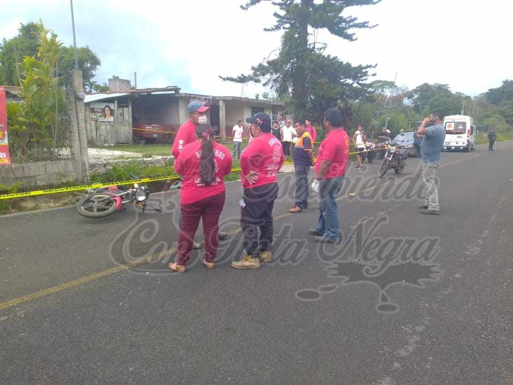 SE MATA “LA VACA” AL ESTRELLARSE CONTRA POSTE