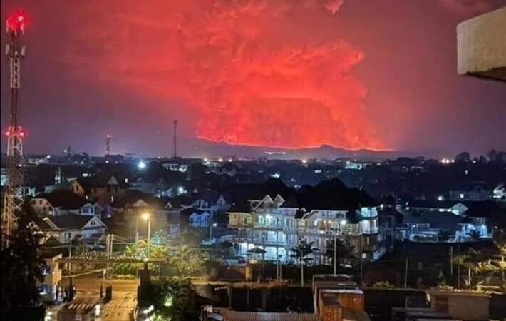 VOLCÁN HACE ERUPCIÓN EN EL CONGO