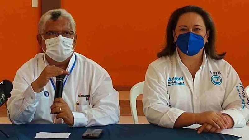 PAN ¡UNIDOS Y FUERTES!