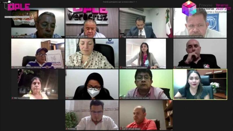 LE DEVUELVEN CANDIDATURAS A FUERZA POR MÉXICO