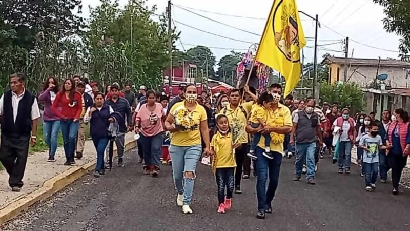 FIESTA EN ACOLCO; RECIBEN A LEONEL SÁNCHEZ REYES