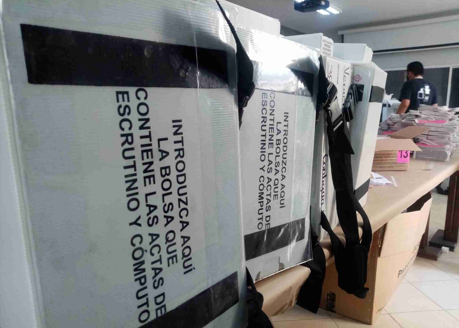 INICIA DISTRIBUCIÓN DE PAQUETES ELECTORALES