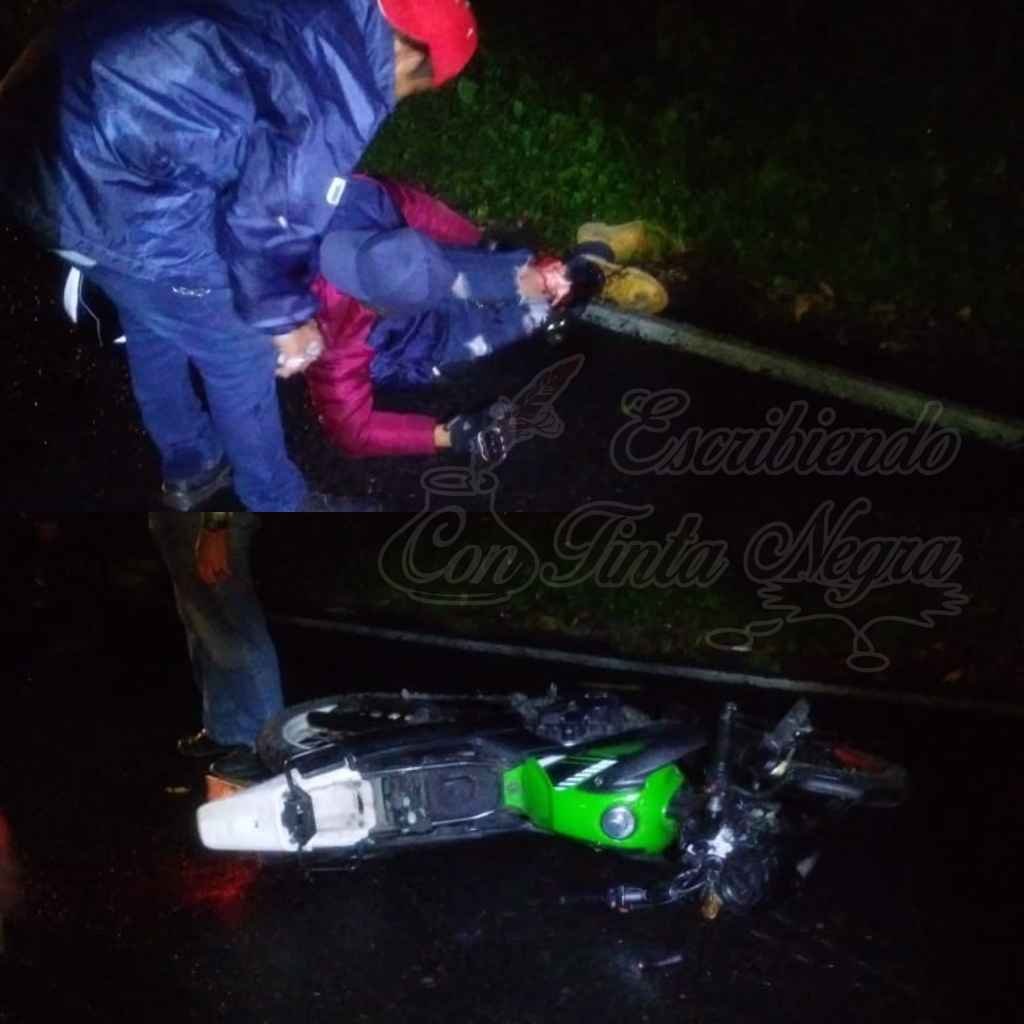 CHOCAN MOTOCICLISTAS CONTRA AUTOBÚS