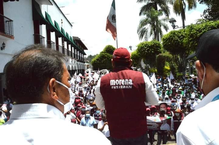 ARRASA MORENA EN EL ESTADO