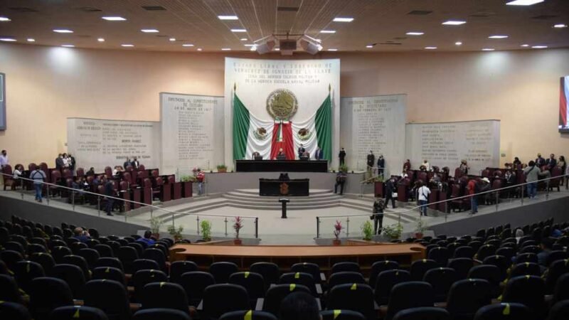 PROPONE GRUPO LEGISLATIVO DEL MORENA INICIATIVA PARA REVOCACIÓN DE MANDATO