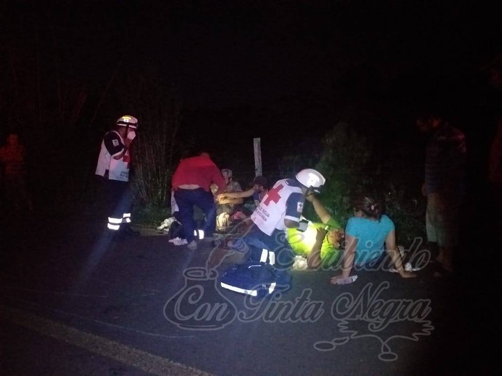 DERRAPA PAREJA EN ZENTLA