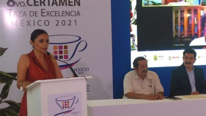 PREMIAN TAZA DE EXCELENCIA DE CAFÉ EN IXHUATLÁN