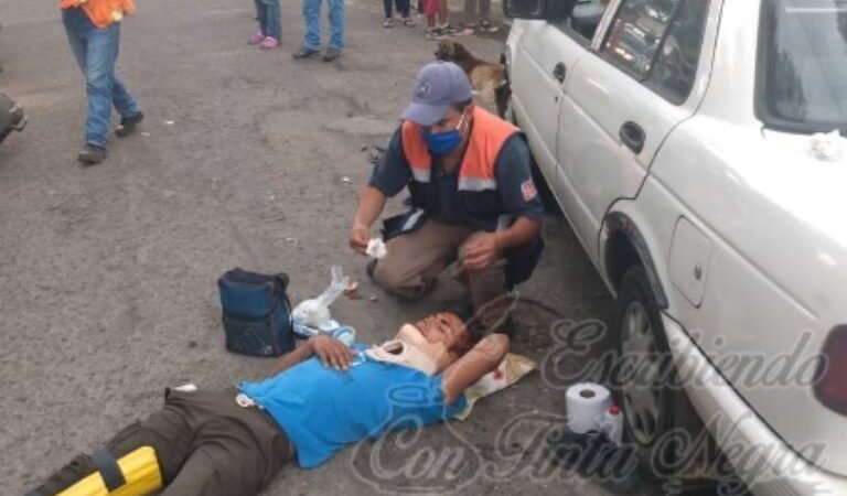 CHOCA MOTOCICLISTA CONTRA TSURU