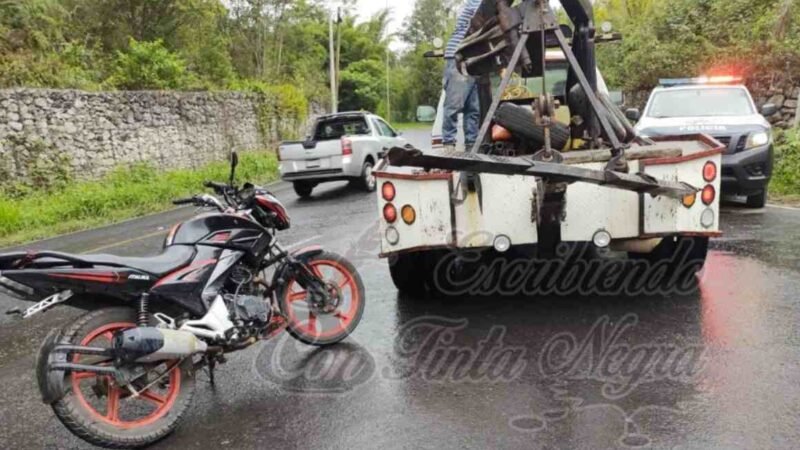 ASEGURAN EN HUATUSCO MOTO CON REPORTE DE ROBO