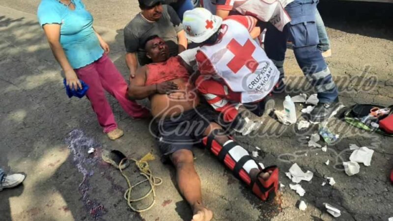 IMPACTA CAMIONETA CONTRA MOTOCICLISTA