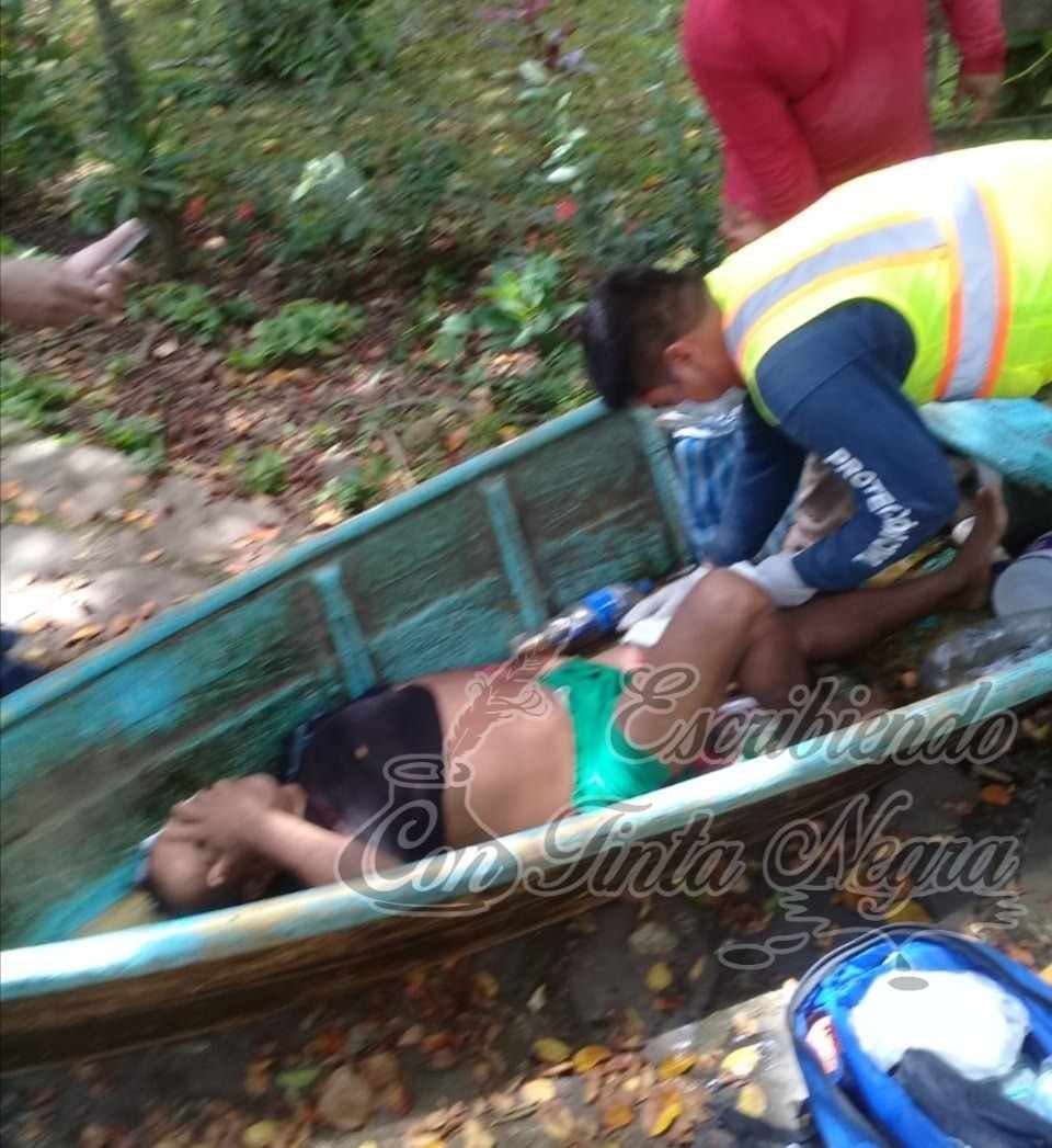 ATACA LAGARTO A PESCADOR