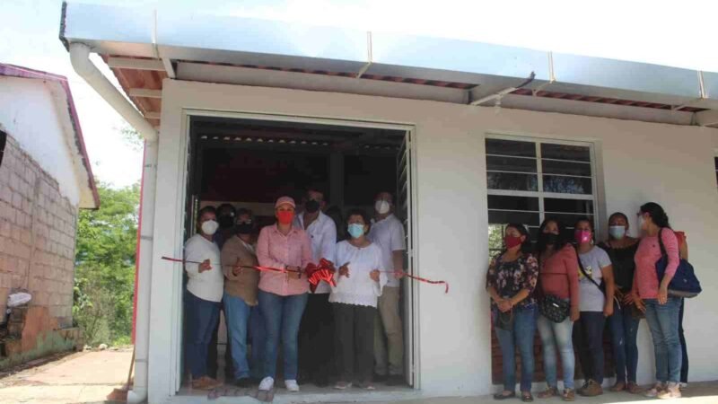 ENTREGA BALDINUCCI TEJEDA COMEDOR ESCOLAR