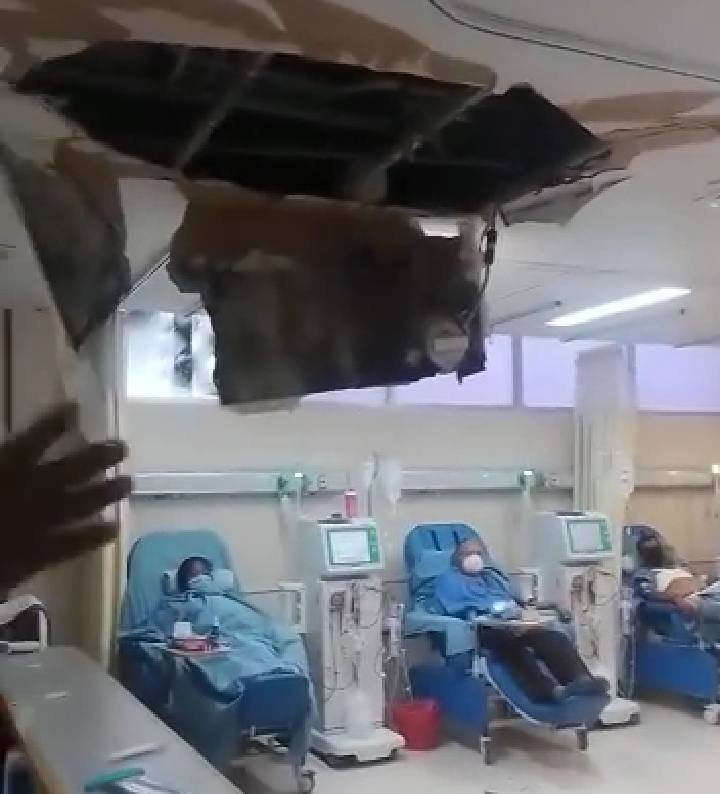 SE CAE A PEDAZOS UNIDAD DE HEMODIÁLISIS DEL ISSSTE