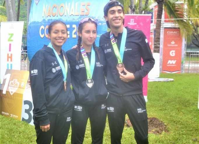 PLATA Y BRONCES PARA VERACRUZANO EN TRIATLÓN