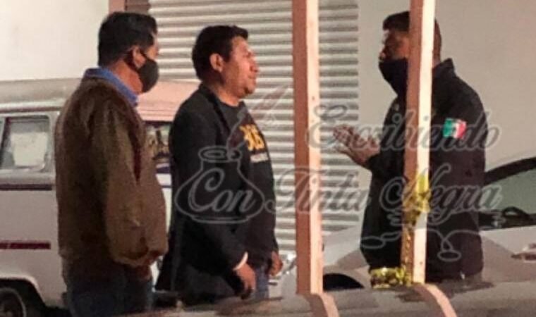 DETIENEN A POLICÍA AFUERA DE CONSEJO DEL OPLE