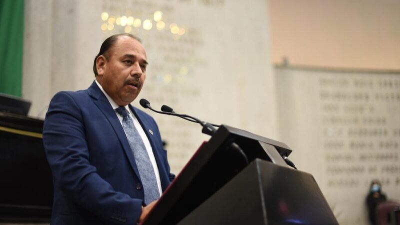 CAPACITACIÓN Y CERTIFICACIÓN A POLICÍAS MUNICIPALES, PROPONE DIPUTADO