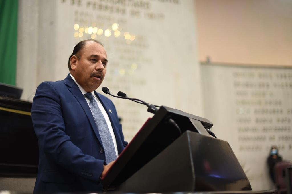 CAPACITACIÓN Y CERTIFICACIÓN A POLICÍAS MUNICIPALES, PROPONE DIPUTADO